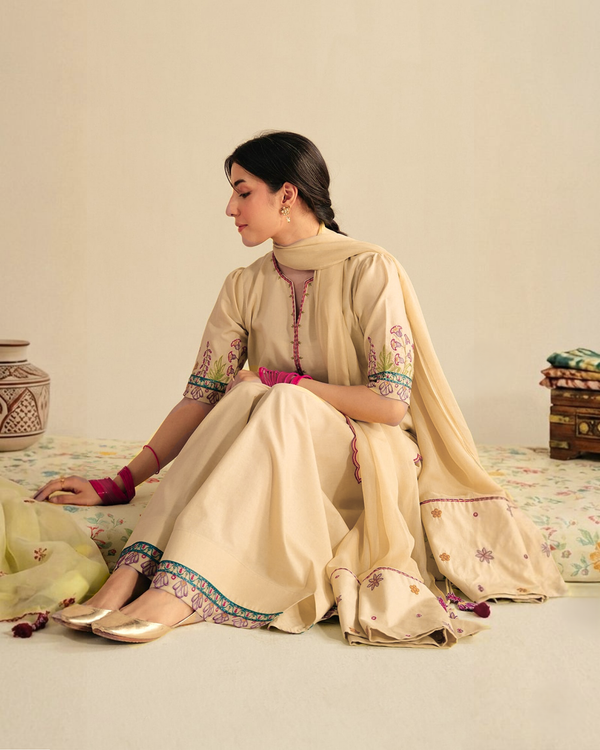 SUGAR CRUSH | 3-Pc Stitched Embroidered Outfit