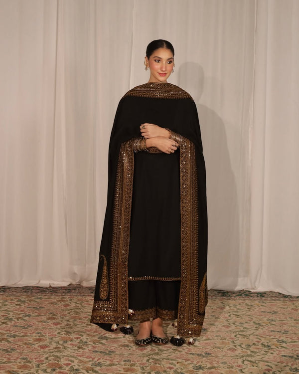 Laila | 3-Pc Stitched Embroidered Outfit