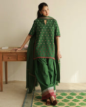 GREEN POLKA | 3-Pc Stitched Khaddar Outfit