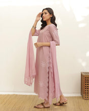 MAUVE | 3-pc Stitched Embroidered Outfit