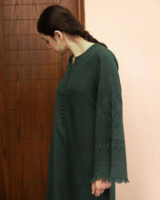 EMERALD | 2pc Stitched Outfit