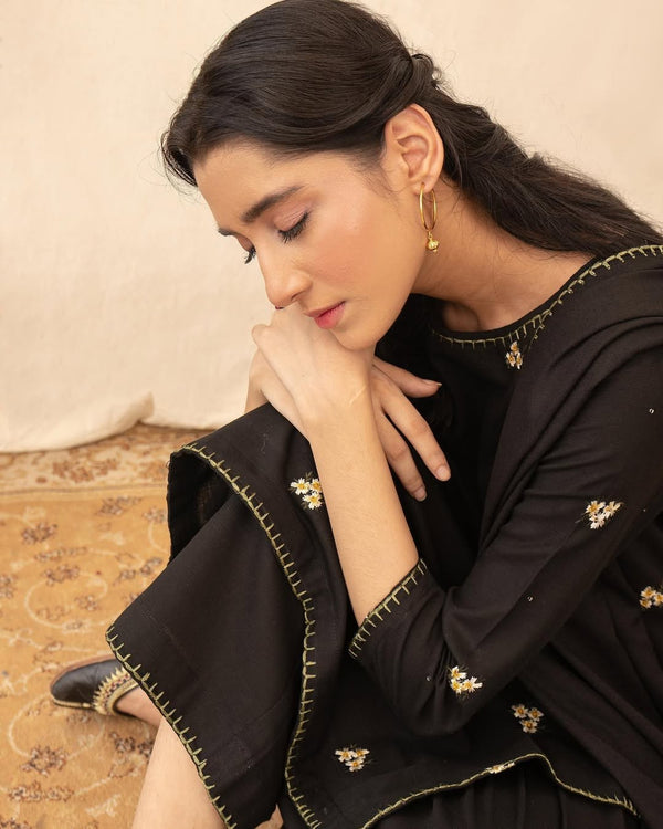 BLACK BLOOM |  2-Pc Stitched Embroidered Outfit